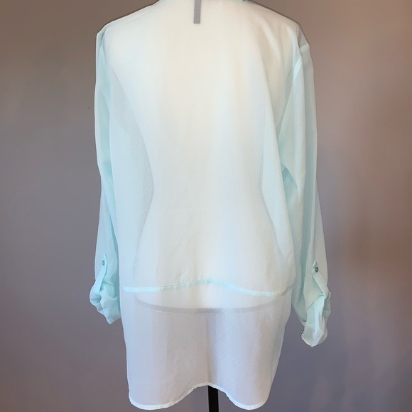 Maurices Sheer mint green NWT top from size Large office layer date night career - Picture 8 of 10